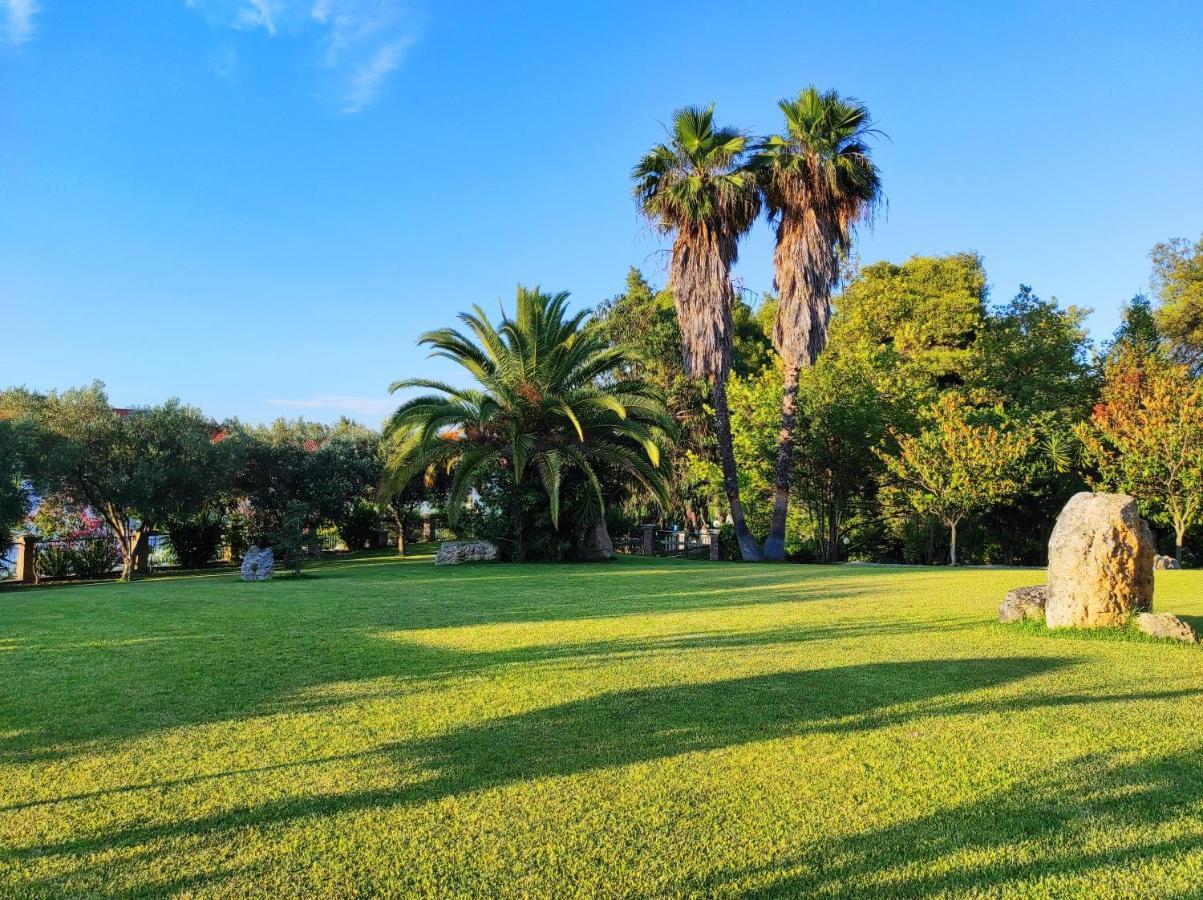 Chrouso Apartments Paliouri Esterno foto