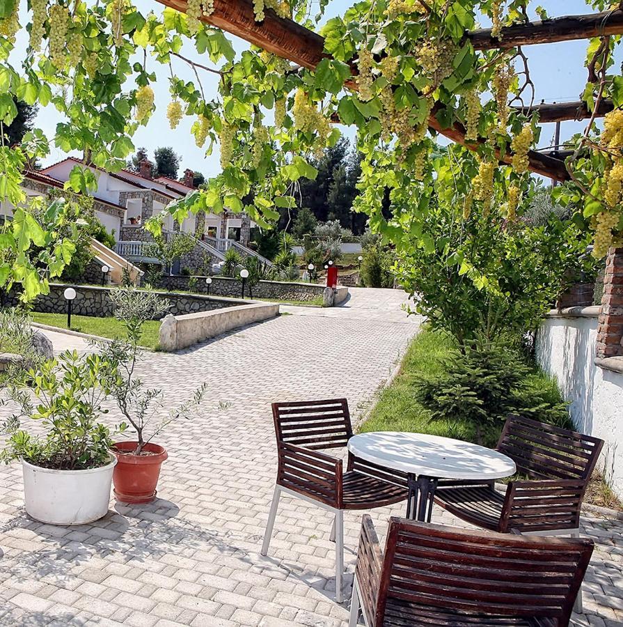 Chrouso Apartments Paliouri Esterno foto