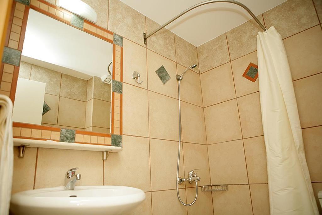 Chrouso Apartments Paliouri Esterno foto