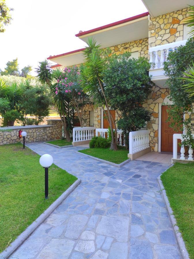 Chrouso Apartments Paliouri Esterno foto