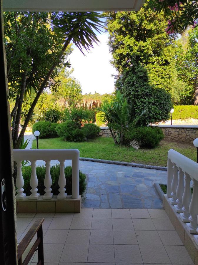 Chrouso Apartments Paliouri Esterno foto
