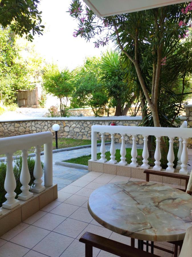 Chrouso Apartments Paliouri Esterno foto